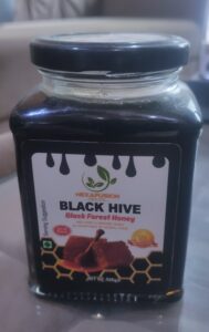 BLACK HIVE